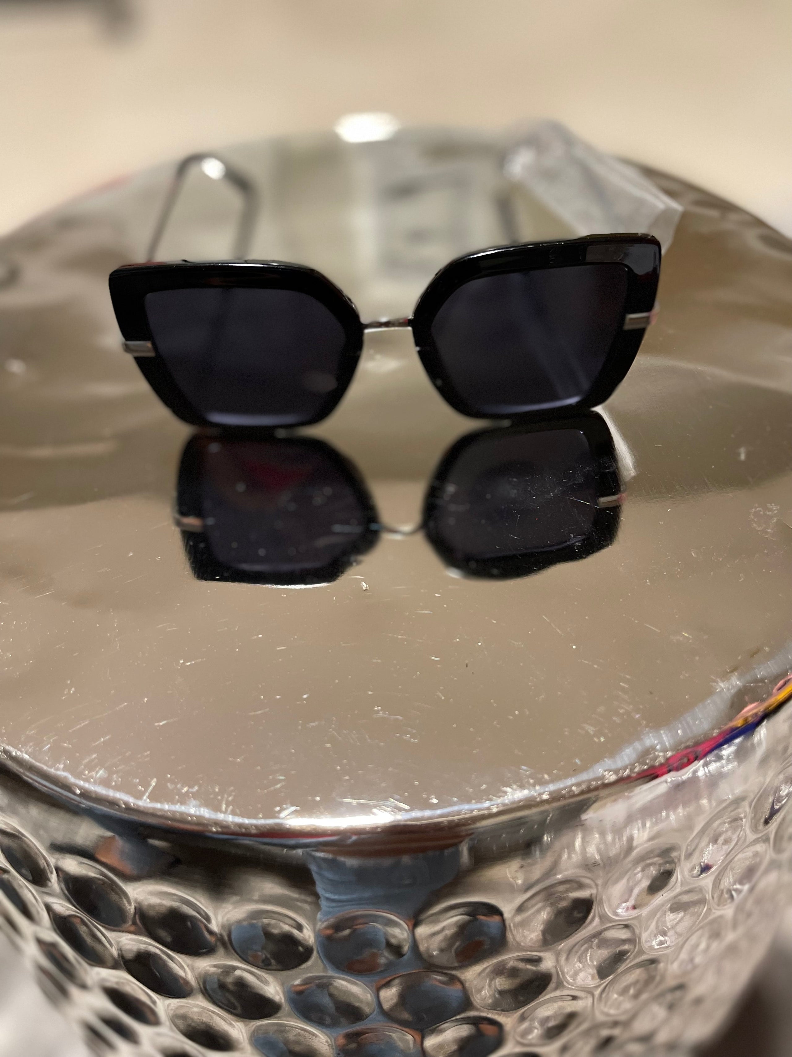 D and c sunglasses sales
